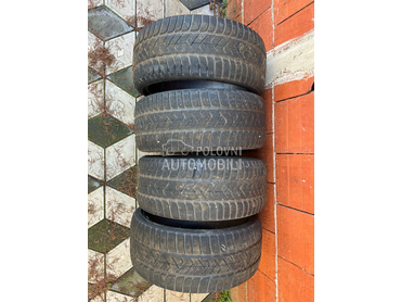 Pirelli 235/35 R19 Zimska