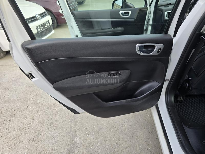 Peugeot 307 2.0 CH