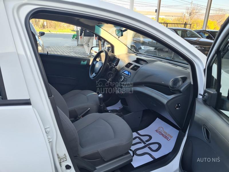 Chevrolet Spark 1.0 URBAN STYLE