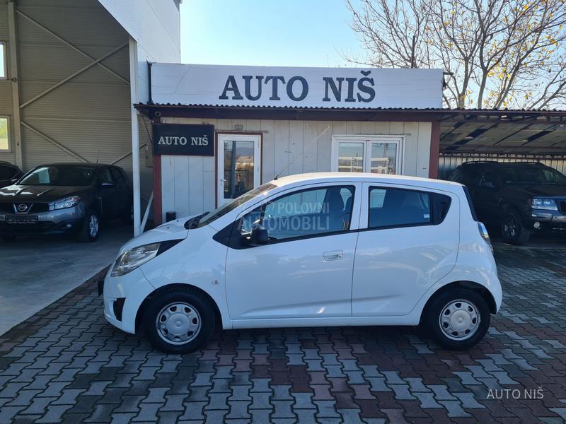 Chevrolet Spark 1.0 URBAN STYLE