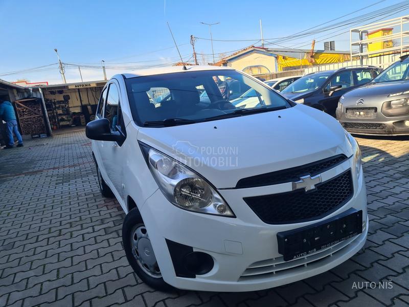 Chevrolet Spark 1.0 URBAN STYLE