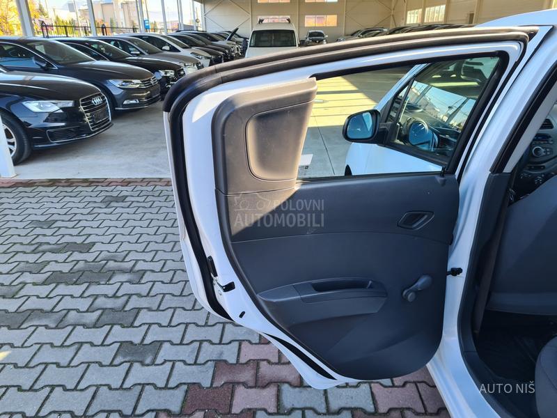 Chevrolet Spark 1.0 URBAN STYLE