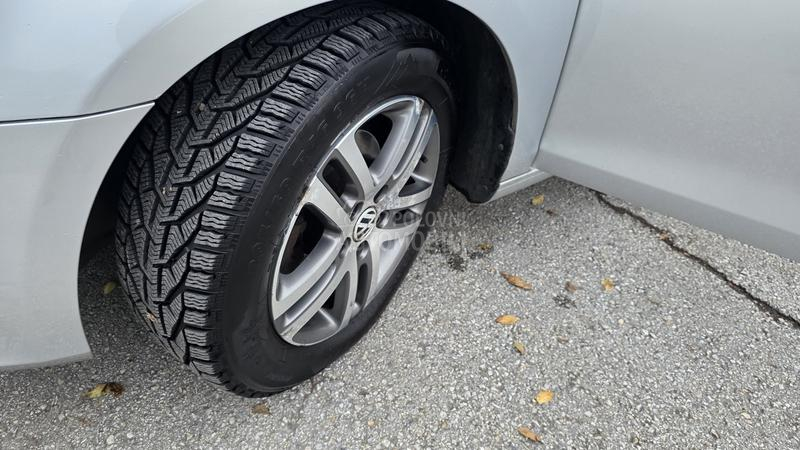 Volkswagen Golf 6 1,6TDI DSG