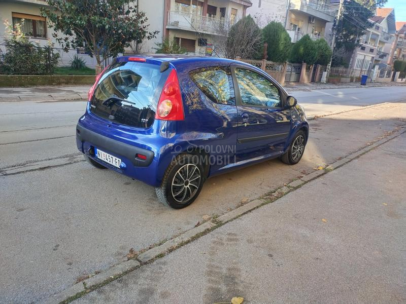 Peugeot 107 B.E.N.Z.I.N.