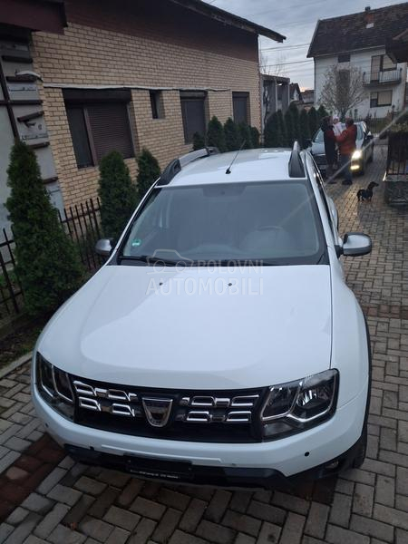 Dacia Duster 4x4 N A V I  S W I S