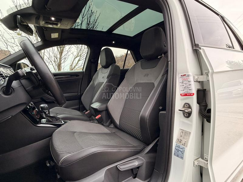 Volkswagen T-Roc R/Akrapovic/Pano/DCC