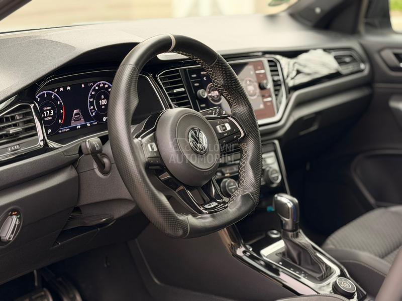 Volkswagen T-Roc R/Akrapovic/Pano/DCC