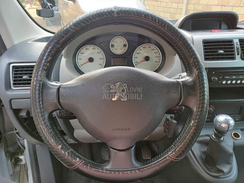 Peugeot Expert 