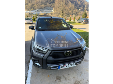 Toyota Hilux 