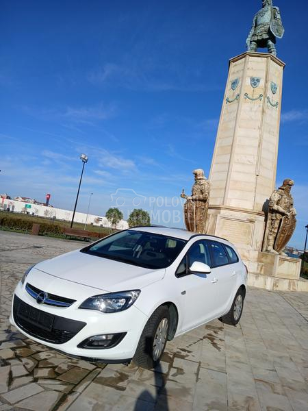 Opel Astra J 1.6