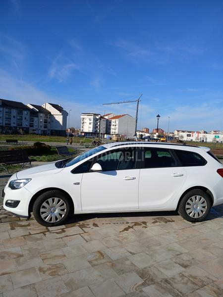Opel Astra J 1.6