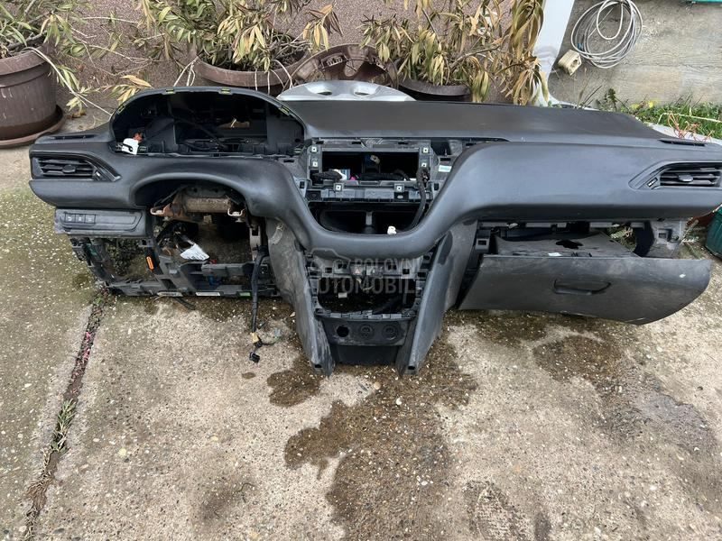 Instrument tabla airbag