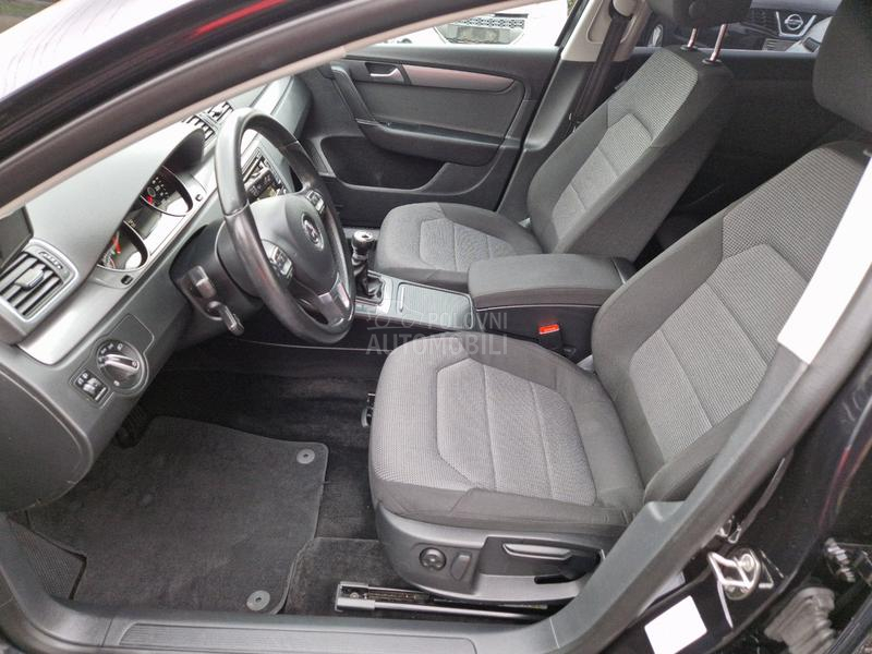 Volkswagen Passat B7 1,6tdi nav