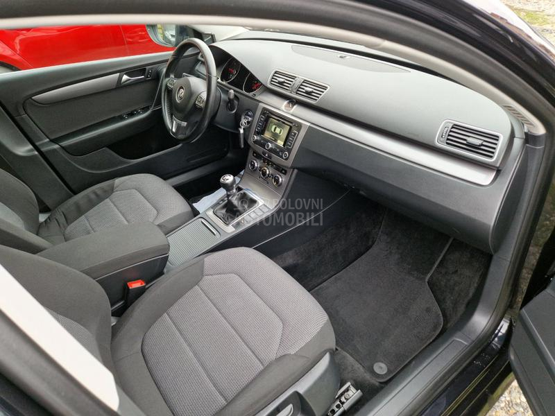 Volkswagen Passat B7 1,6tdi nav