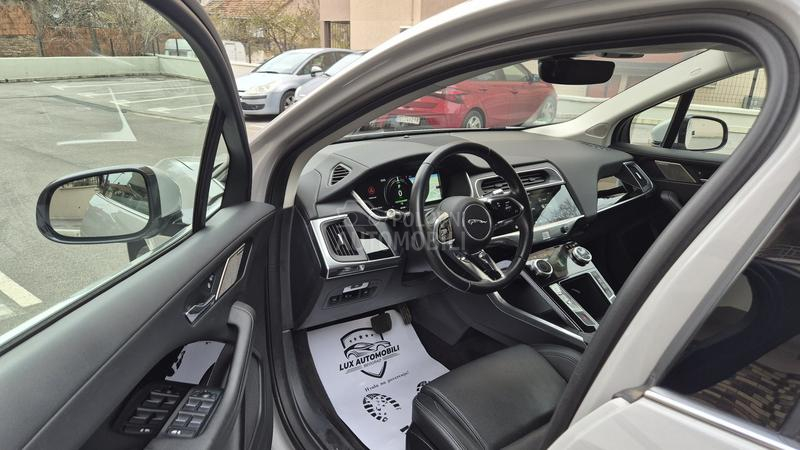 Jaguar I-Pace 