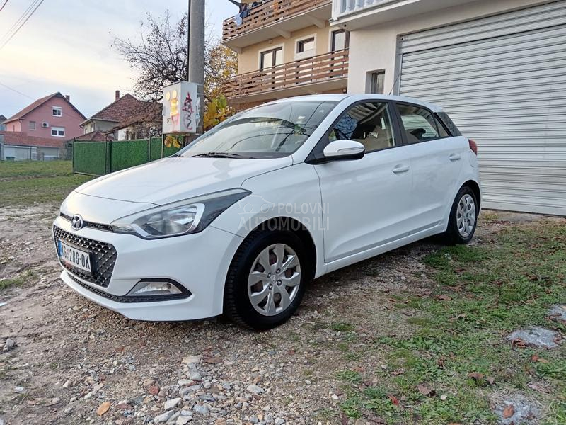 Hyundai i20 