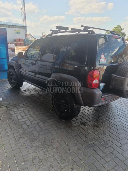 Jeep Liberty 2.5 DCI