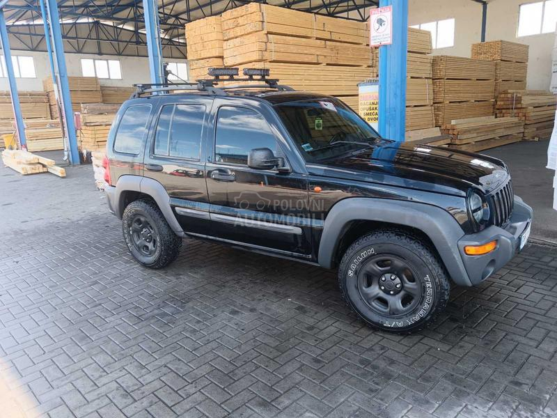 Jeep Liberty 2.5 DCI