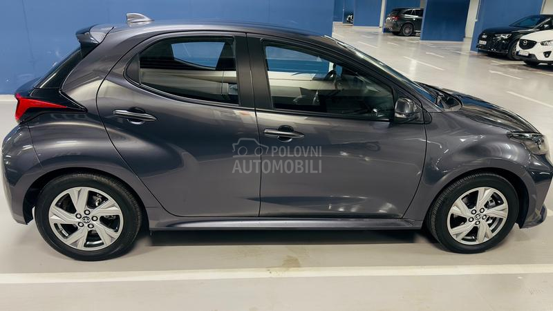 Toyota Yaris Hybrid