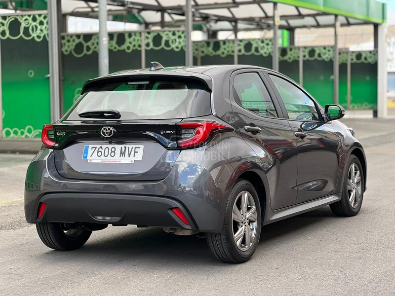 Toyota Yaris Hybrid