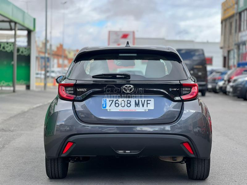 Toyota Yaris Hybrid