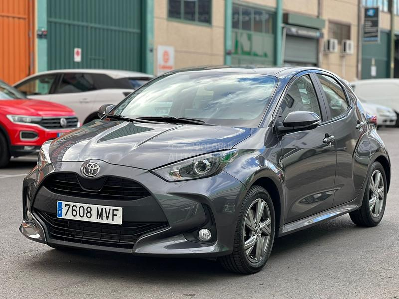 Toyota Yaris Hybrid