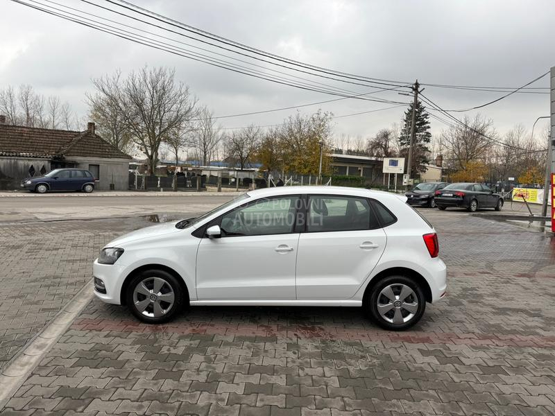 Volkswagen Polo 1.0b FirstClass