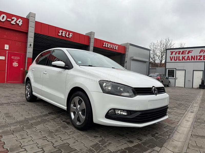 Volkswagen Polo 1.0b FirstClass