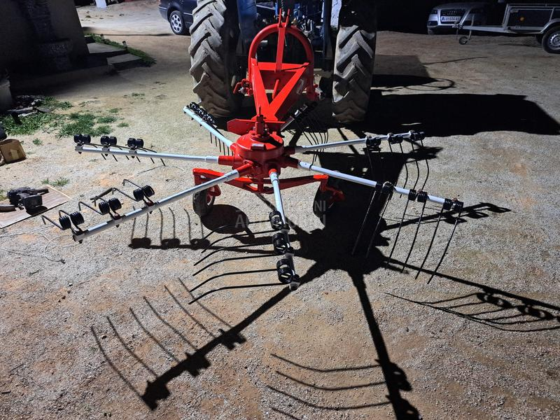 Kuhn Balerine sakupljači