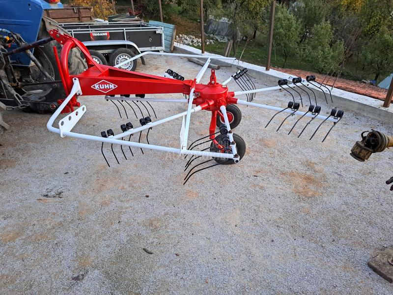 Kuhn Balerine sakupljači