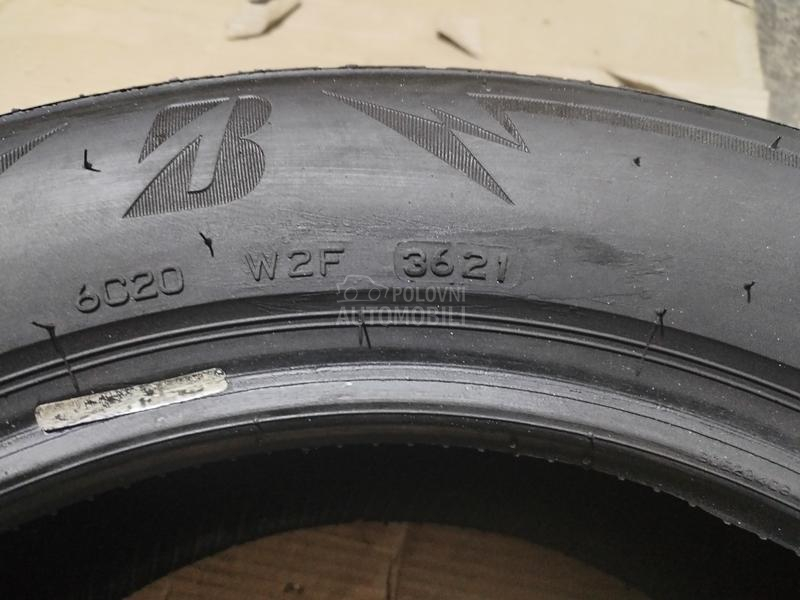 Bridgestone 205/60 R16 Zimska