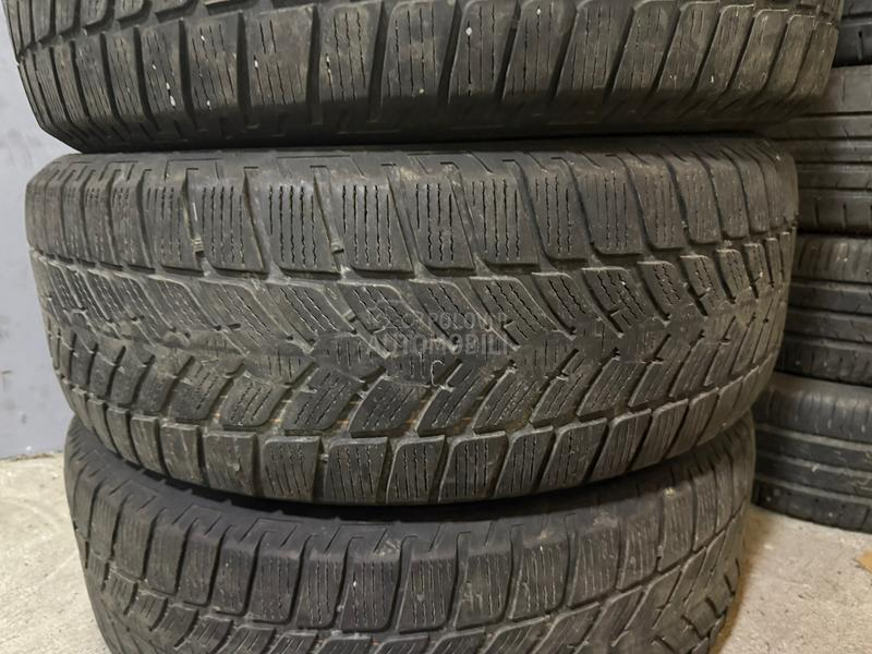 Fulda 235/65 R17 Zimska