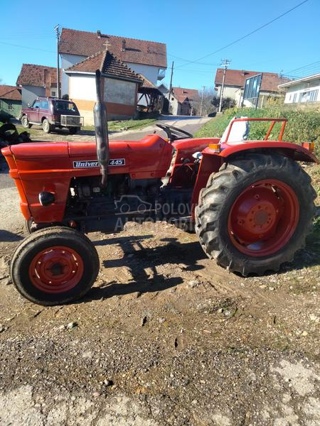 Universal 445