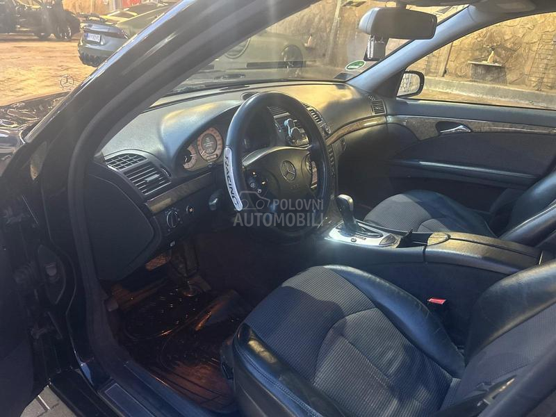 Mercedes Benz E 220 AVANGARD