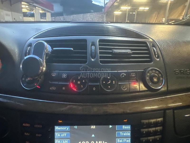 Mercedes Benz E 220 AVANGARD