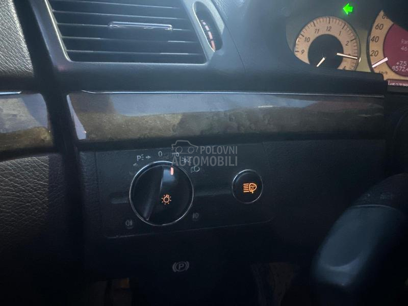 Mercedes Benz E 220 AVANGARD