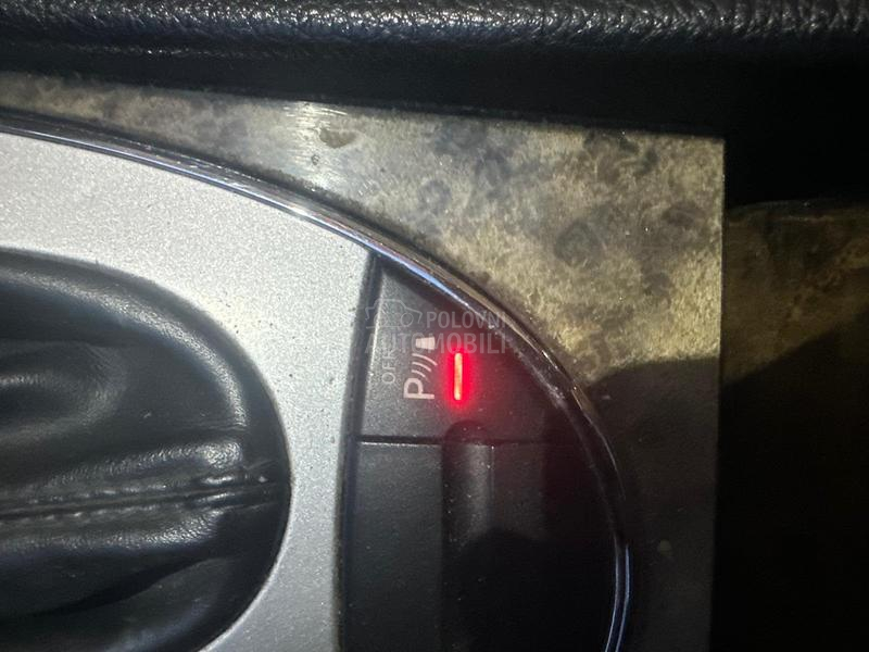 Mercedes Benz E 220 AVANGARD