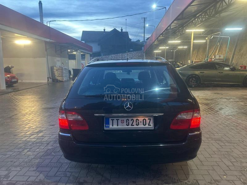 Mercedes Benz E 220 AVANGARD