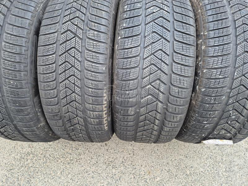 Pirelli 255/50 R19 Zimska