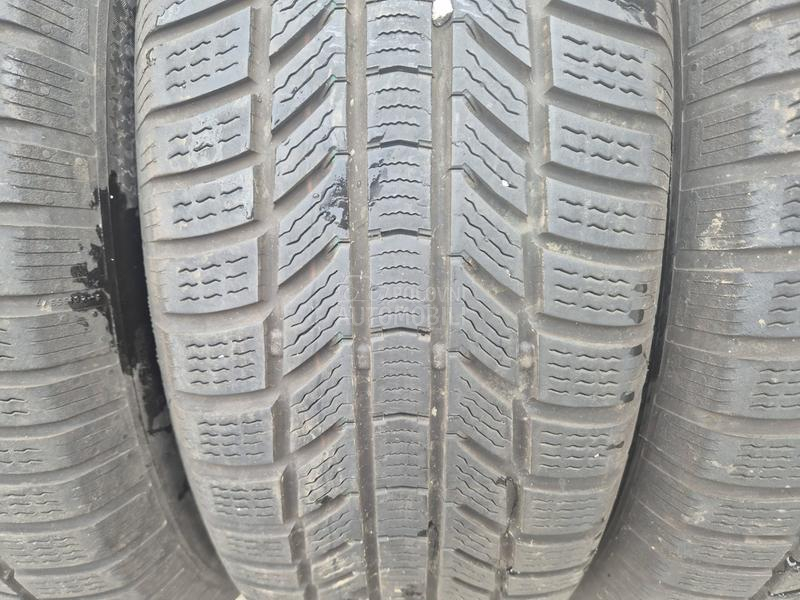 Continental 235/65 R17 Zimska