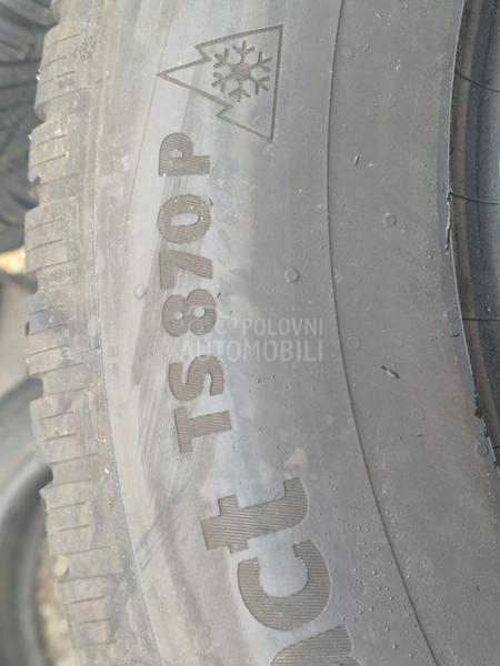 Continental 235/65 R17 Zimska