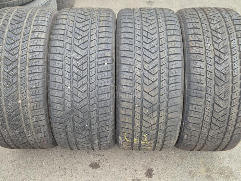 Pirelli 285/35 R20 Zimska