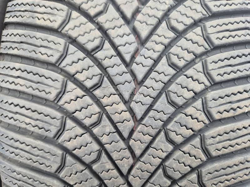 Bridgestone 205/55 R17 Zimska