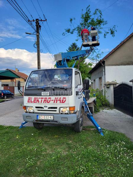 Nissan Cabstar E 120
