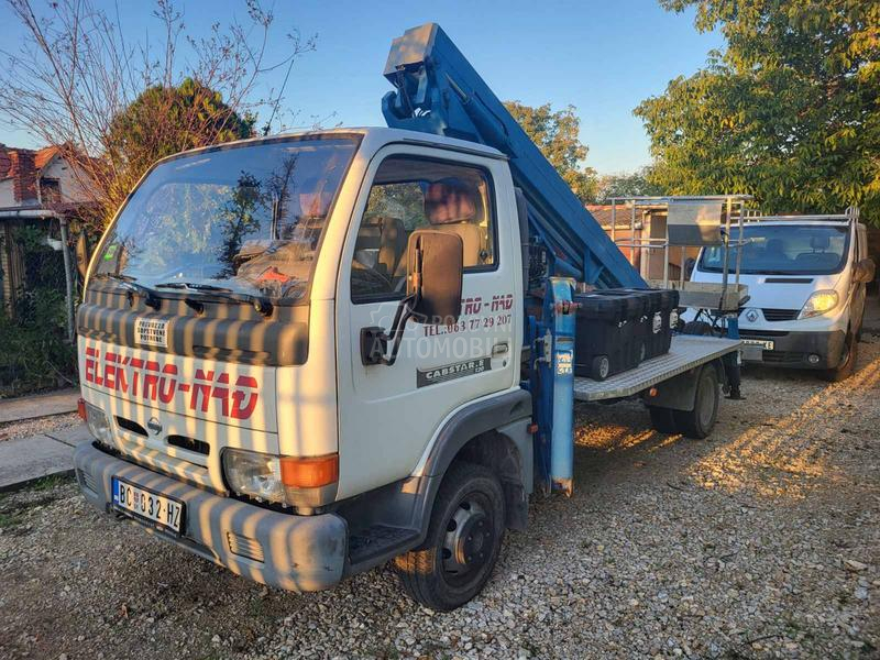 Nissan Cabstar E 120