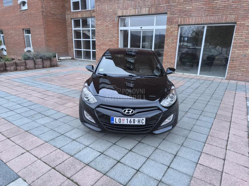 Hyundai i30 1.6crdi