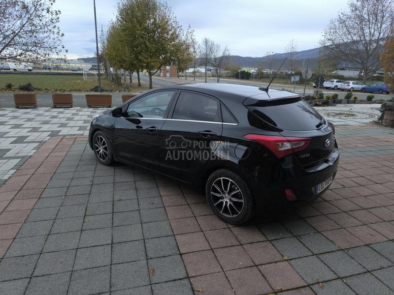 Hyundai i30 1.6crdi