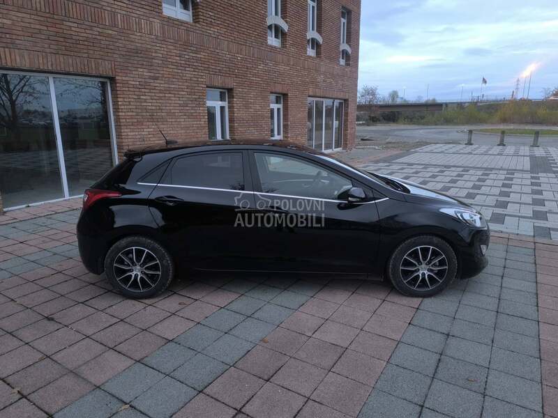 Hyundai i30 1.6crdi