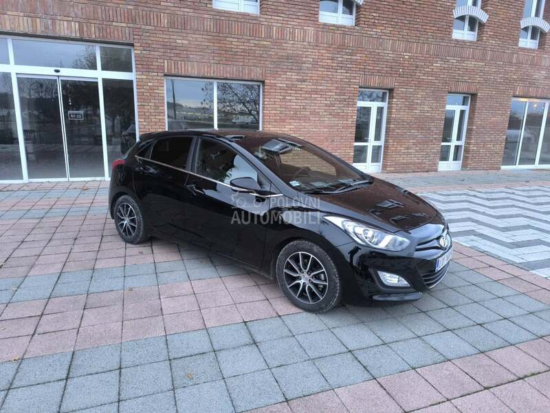 Hyundai i30 1.6crdi