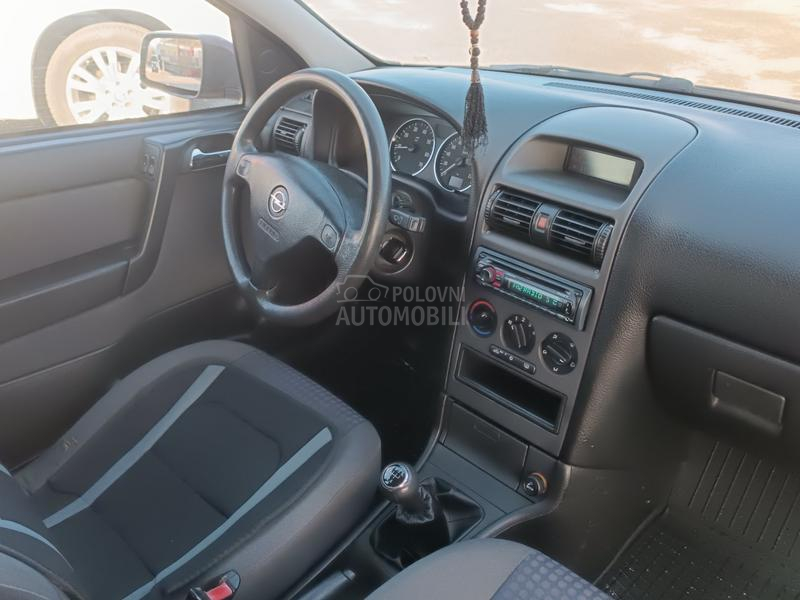 Opel Astra G 